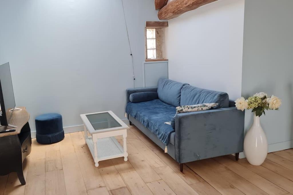 Belle Suite Dans Corps De Ferme - Logement Alicia Villiers-sous-Grez Exterior photo
